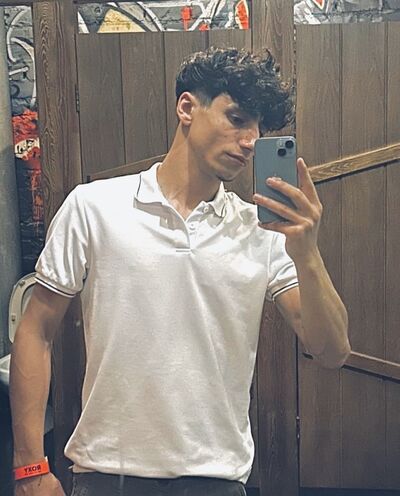  ,   Adly, 24 ,   ,   , c , 