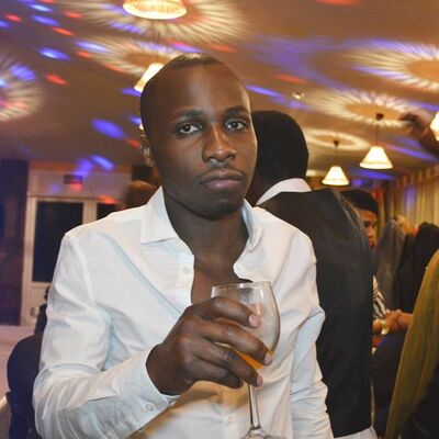  -,   James, 38 ,   ,   , c 
