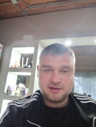  ,   Roman, 33 ,   ,   