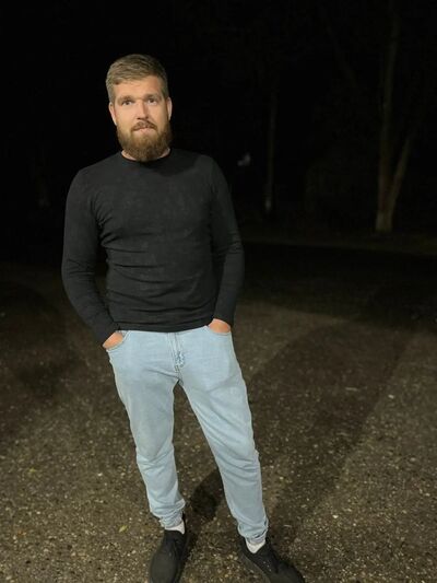  ,   Konstantin, 30 ,   c 