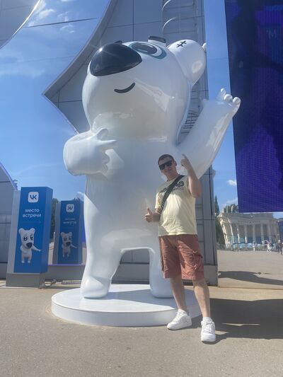  ,   Sergio, 40 ,   c 