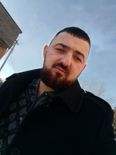  ,   Viktor, 30 ,   ,   