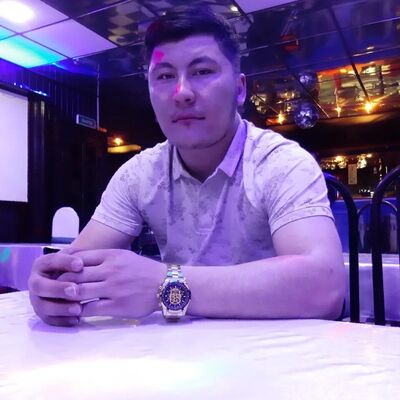  -,   Doniyor, 28 ,   