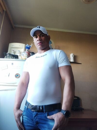  ,   Reinier, 37 ,   ,   
