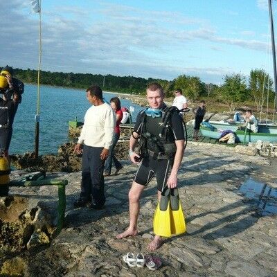  ,   Aleksandr, 37 ,  