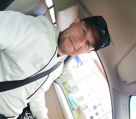  ,   Aliaksandr, 44 ,   ,   , c , 