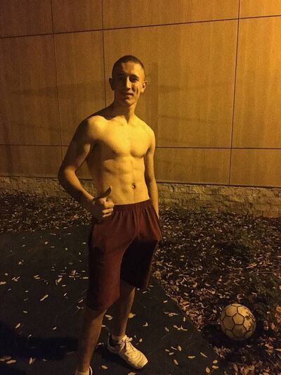  ,   Misha, 21 ,   ,   