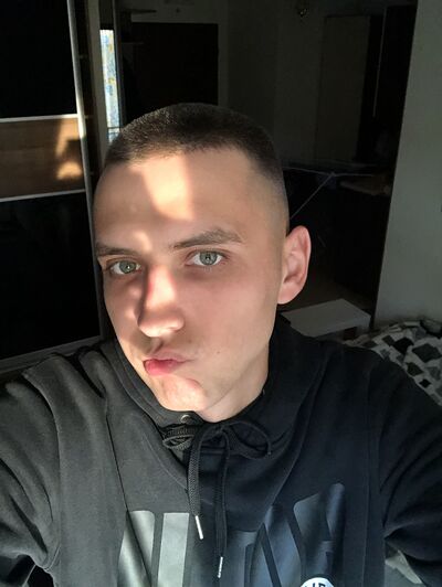 Warszawa,   , 22 ,   ,   , c , 