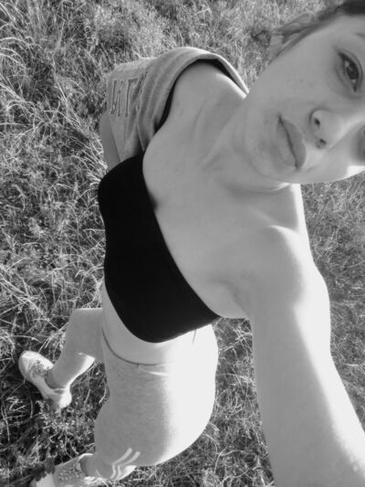  ,   Lia, 24 ,   ,   , c 