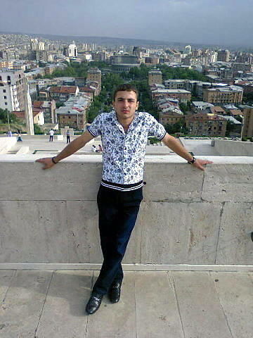  ,   Albert, 33 ,   
