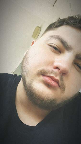  ,   Denis, 22 ,   ,   