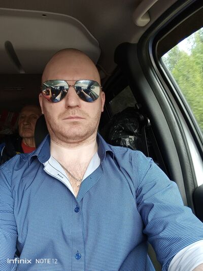  -,   VASILY, 40 ,   ,   , c , 
