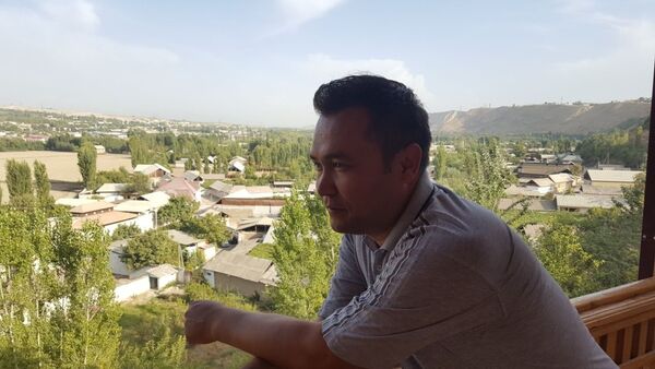  ,   Alisher, 36 ,   ,   , c 