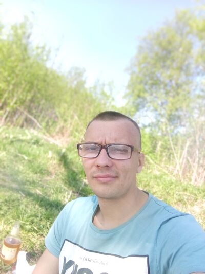  ,   Ilya, 31 ,   ,   