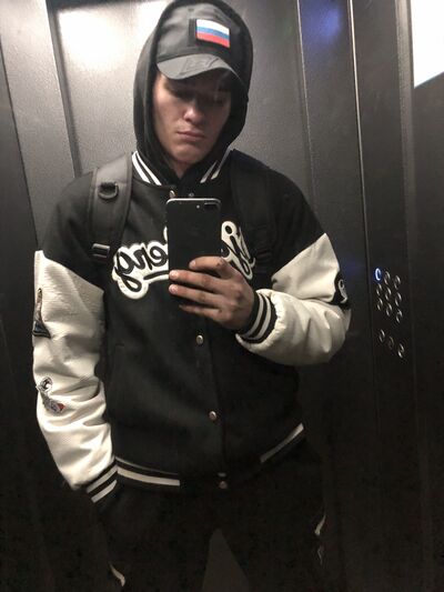  ,   Vlad, 21 ,   ,   , c , 