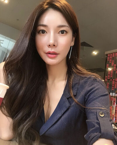  Soho,   Janice, 34 ,   ,   