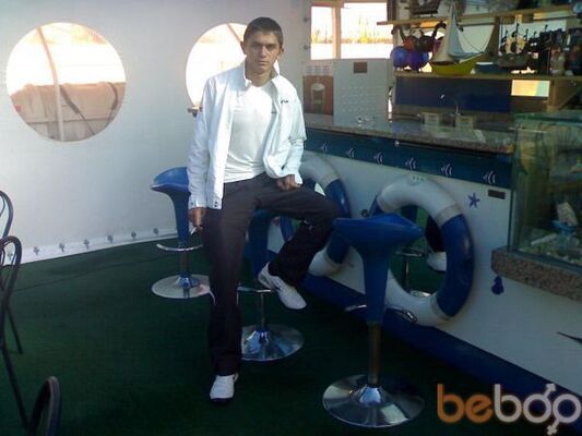  ,   Nikola, 36 ,  