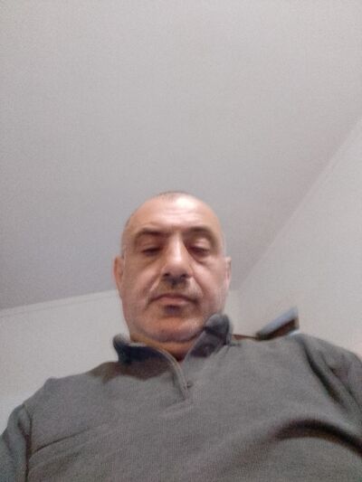  ,   Mamuka, 50 ,   c 