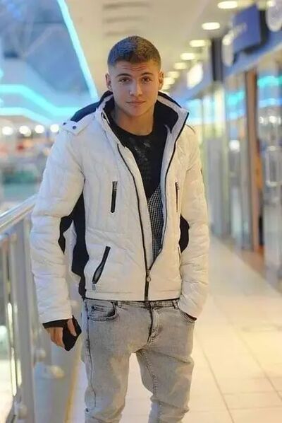  ,   Ruslan, 33 ,   ,   