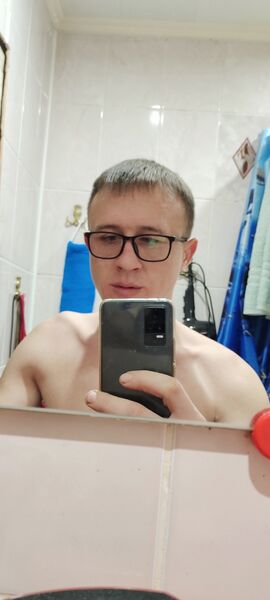  ,   Sergei, 35 ,   ,   