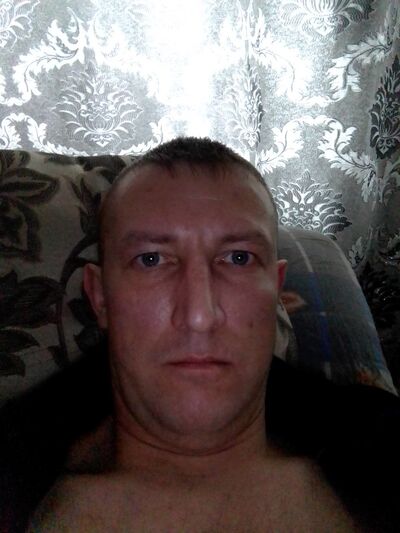  ,   Pavel, 40 ,   ,   , c 