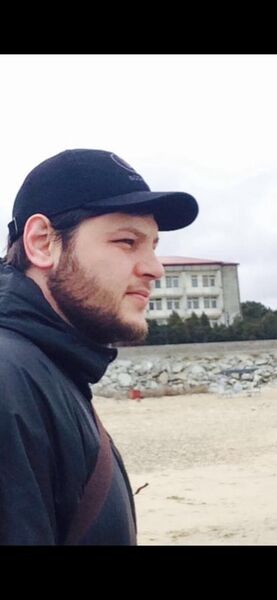  ,   Adam, 32 ,   ,   , c , 