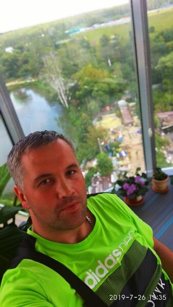  ,   Viktor, 43 ,   ,   , c 