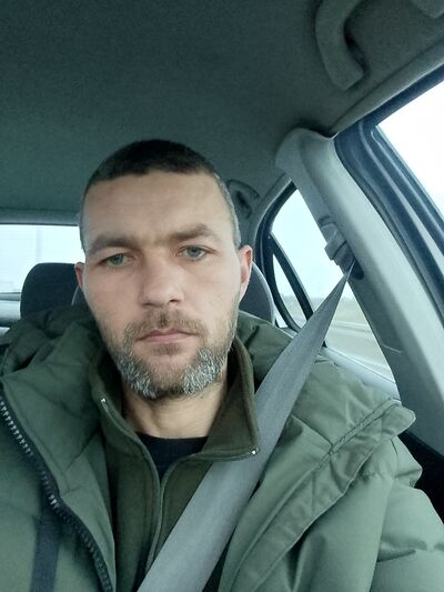  Blonie,   Viktor, 38 ,   ,   