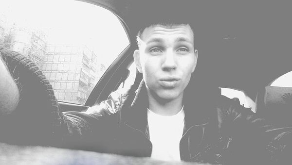  ,   Vlad, 32 ,   