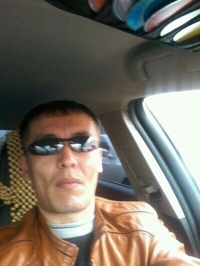  ,   Bek, 45 ,  