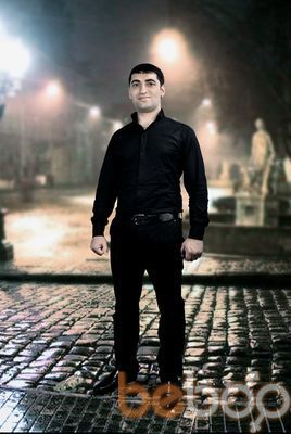  -,   Macho, 42 ,   ,   , c 