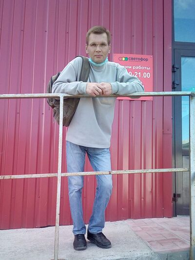  ,   Sergey, 48 ,   ,   