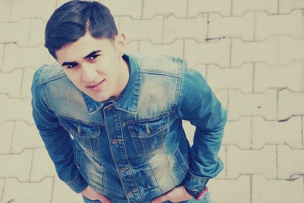  ,   EmirG7, 30 ,   