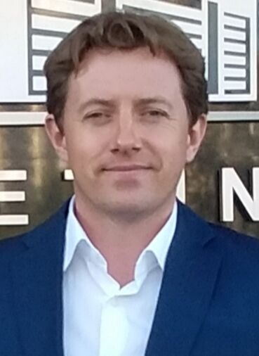  ,   Vlad, 47 ,   ,   