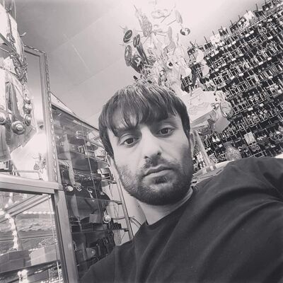  ,   Vardan, 38 ,   ,   