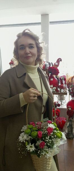  ,   Anastasia, 49 ,   c , 