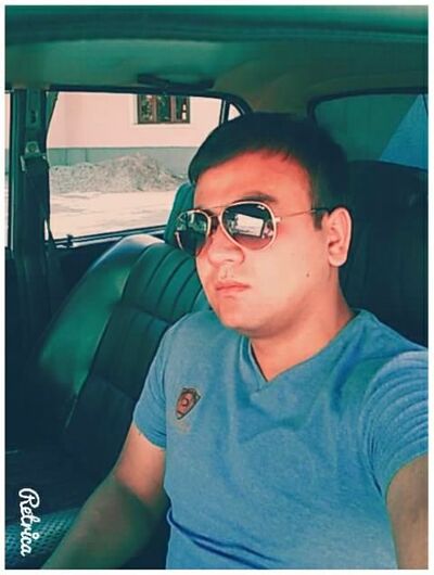  ,   Umar, 32 ,   