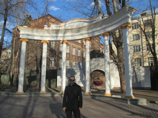  ,   Nik, 55 ,  