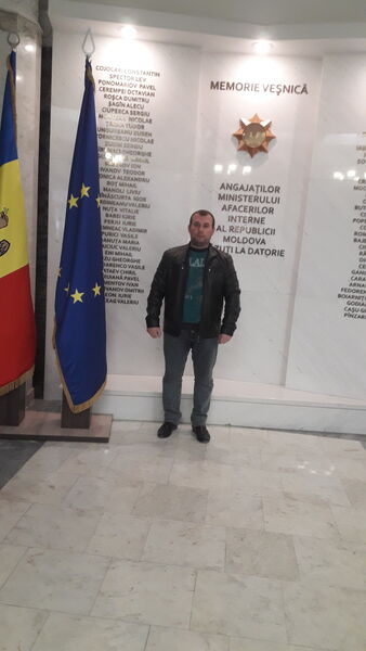  ,   Ghenadii, 37 ,   ,   , c , 