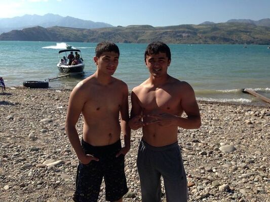  ,   Javlon, 33 ,   ,   , c 