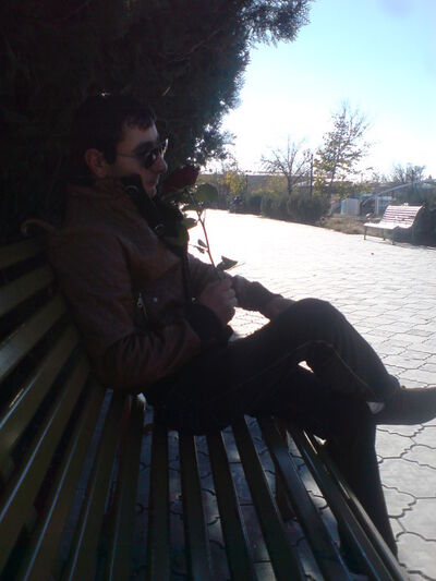  ,   DaV GaLsTyAn, 32 ,   