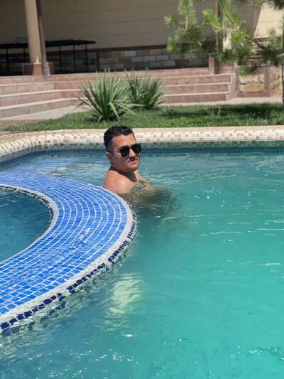  ,   Bek, 37 ,   ,   
