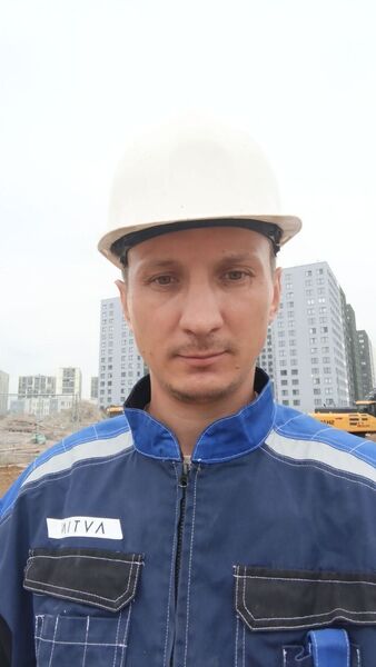  -,   Nikolai, 34 ,   ,   , c , 
