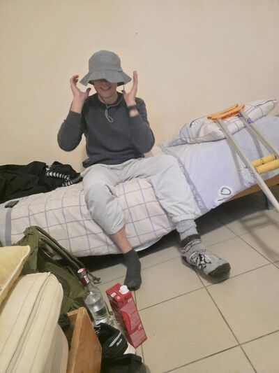  ,   Romaveteran, 27 ,   ,   