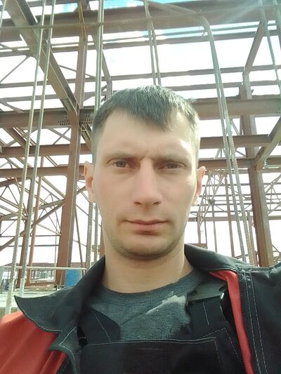  ,   Mikhail, 31 ,   ,   , c 