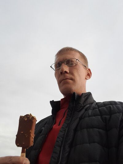  ,   Pavel, 38 ,     , c 