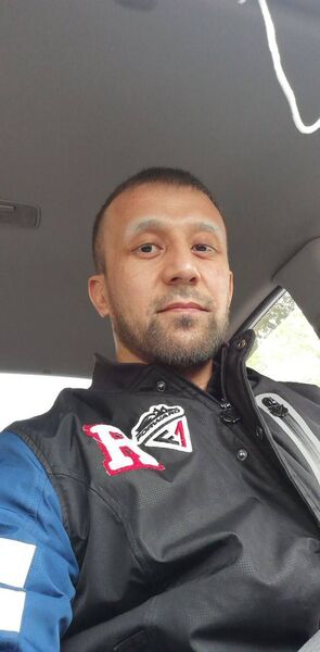  ,   Anton, 39 ,   ,   , 