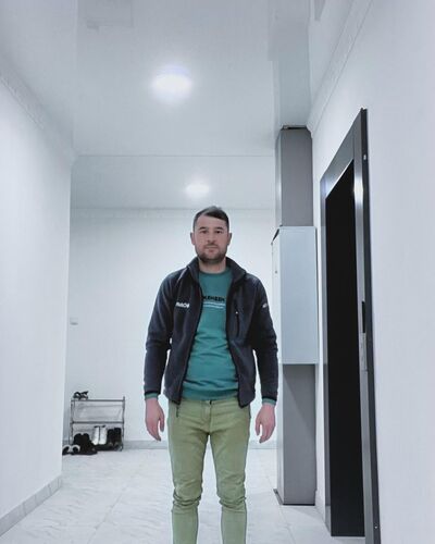  ,   Gurshad, 31 ,   ,   