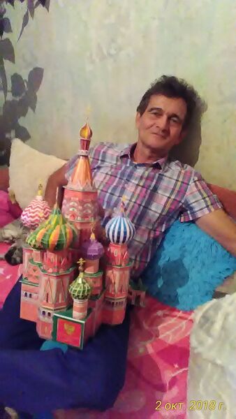  ,   Ruslan, 61 ,   ,   , c 