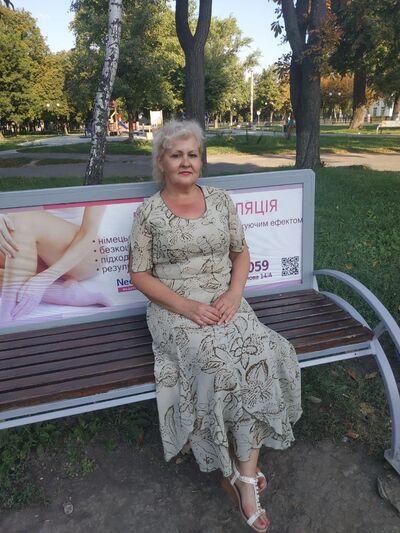  ,   Inna, 56 ,  